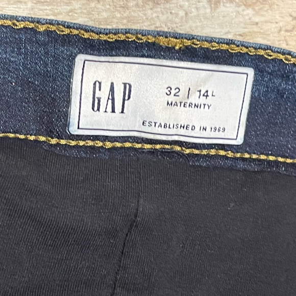 Gap Maternity Jeans with adjustable waistband. Size 14/L Skinny Leg! Like New! - Picture 4 of 4